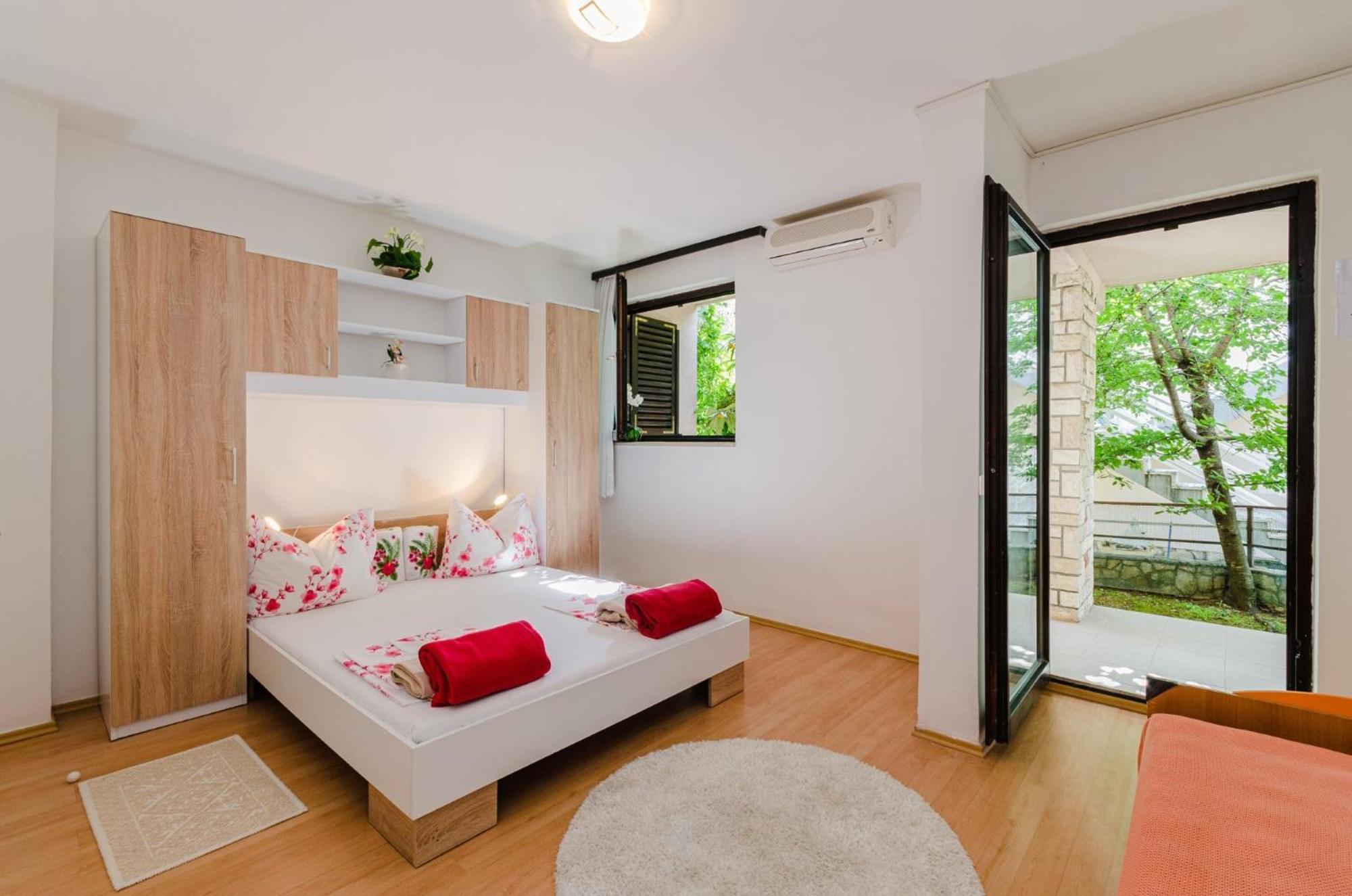Apartamento Julia Selce 4,5 Exterior foto