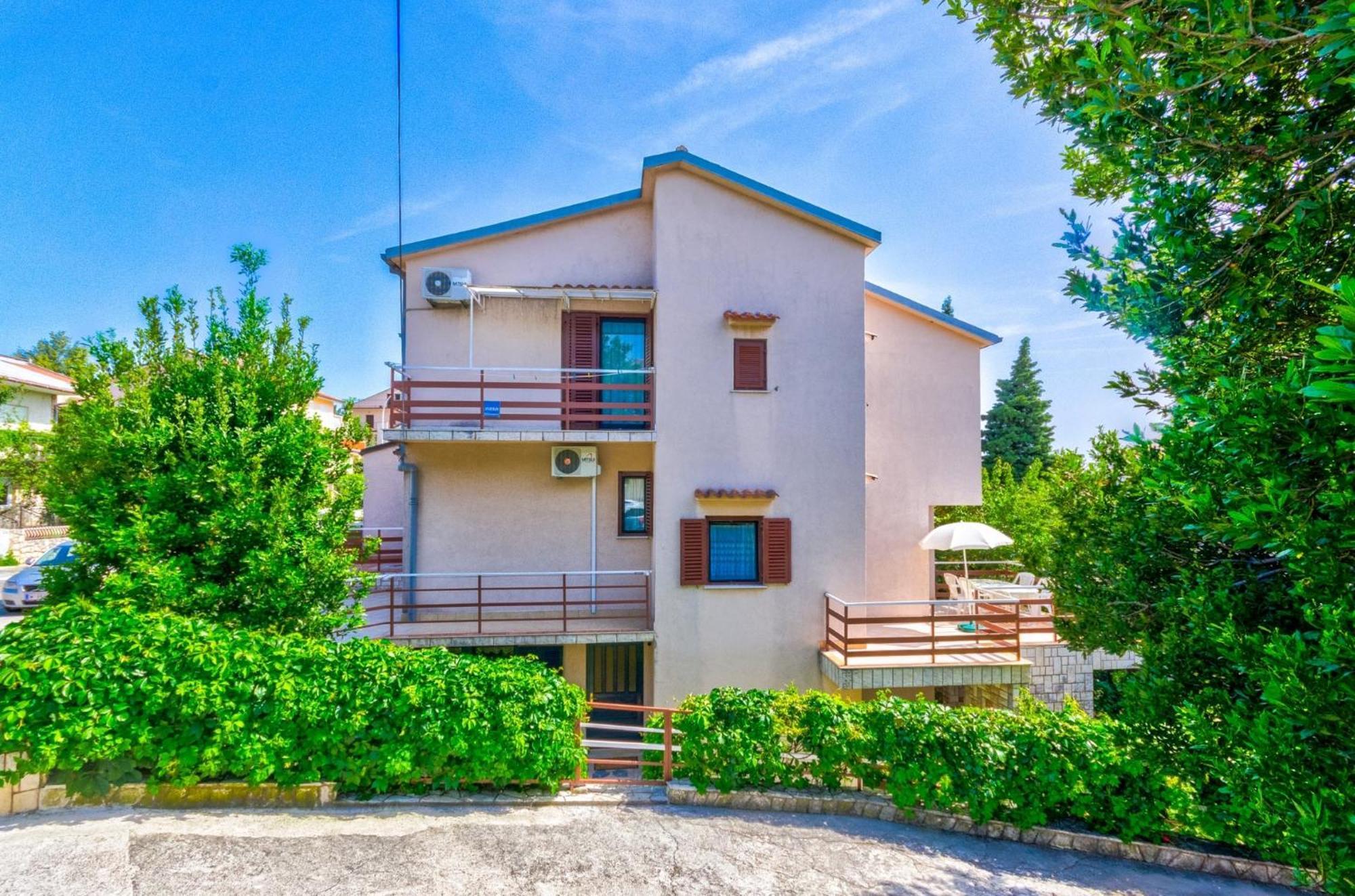 Apartamento Julia Selce 4,5 Exterior foto