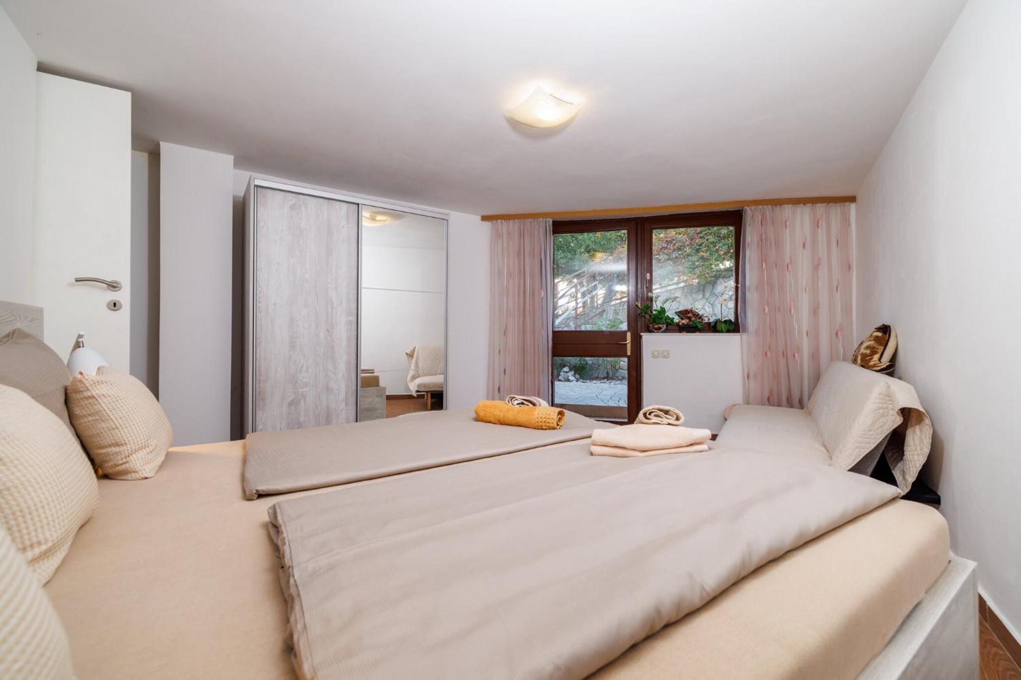 Apartamento Julia Selce 4,5 Exterior foto